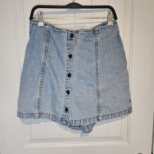 VTG Newport News Jeanology Denim Skort Y2K Button Front Light Wash Size 14